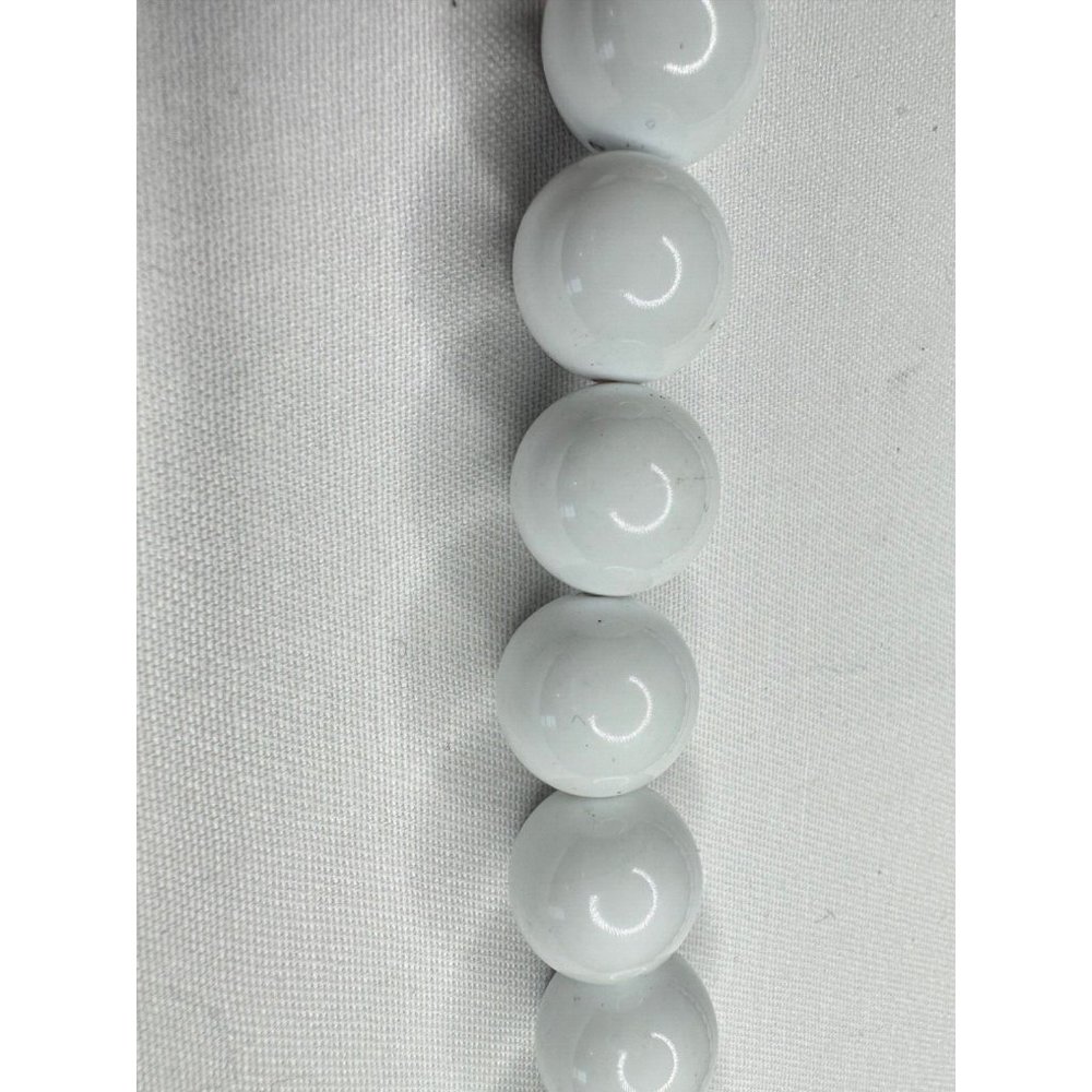 Vintage Large White Lucite 6mm Beaded Necklace Clavicle Retro Women's 10… - Picture 2 of 5